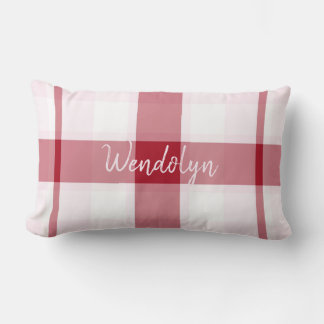 Chica rosado rosado con almohada lumbar