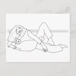 Chica tendido por gato, coloreando postales