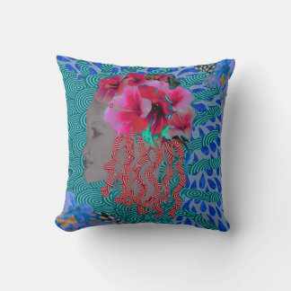 Chica Tropical Almohada