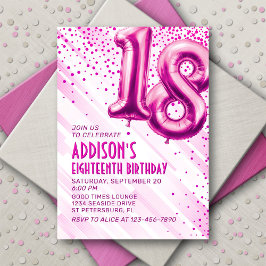 Chicas adolescentes rosan invitación a cumplir 18