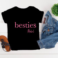 Chicas besan camiseta de corazón rosado negro