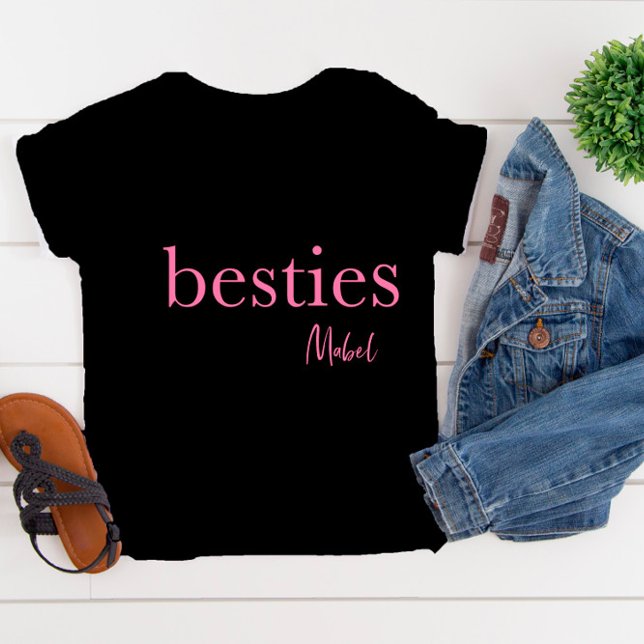 Chicas besan camiseta de corazón rosado negro (Subido por el creador)