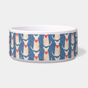 Chihuahua al alba con cuenco cerámico de Bandana
