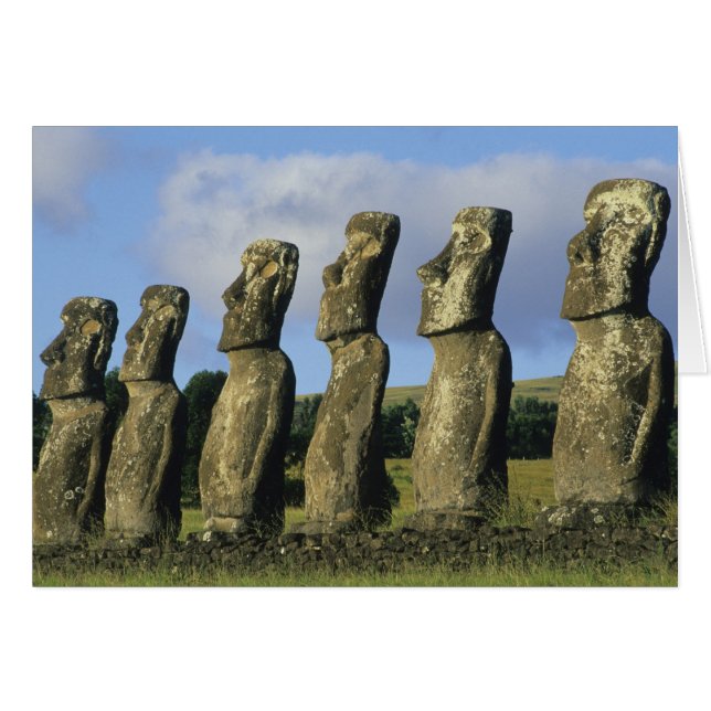 Chile, Isla de Pascua, Rapa Nui, Ahu Akivi (Anverso (Horizontal))
