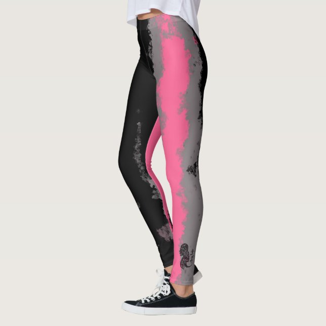 Christy Leigh Pink and Black Leggings (Izquierda)