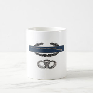 CIB y taza de las alas del salto