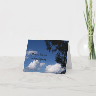 Cielo azul en una tarjeta de simpatía