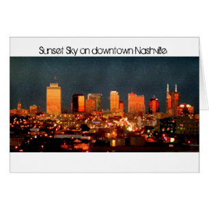 Cielo de la puesta del sol en Nashville céntrica