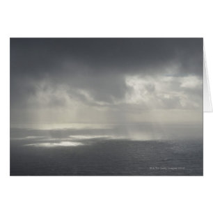 Cielo nublado sobre el océano Atlántico, Madeira,