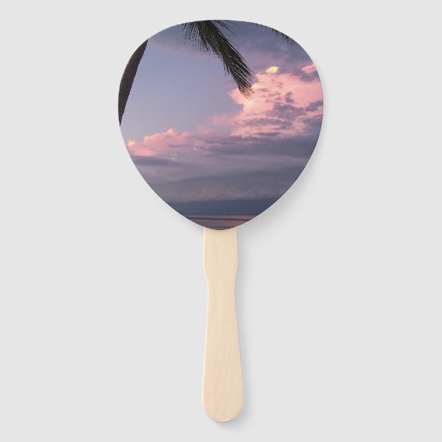 Cielos tonos de púrpura en un abanico manual (Anverso)