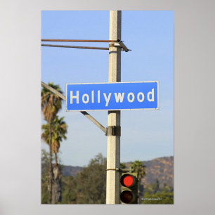 Cierre de una señal de calle azul en una farola