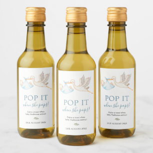 Cigüeña azul se vuelve pop cuando ella se pega