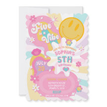 Cinco es una invitación a vivir en un campo