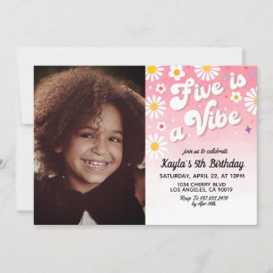 Cinco es una invitación de cumpleaños a Vibe 5º re