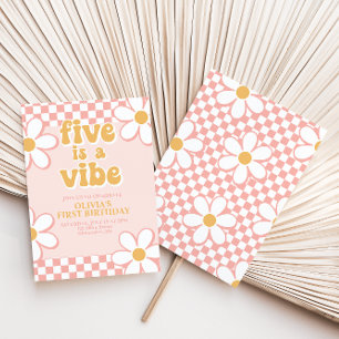 Cinco es una Invitación Retro de Daisy Rosa Vibe