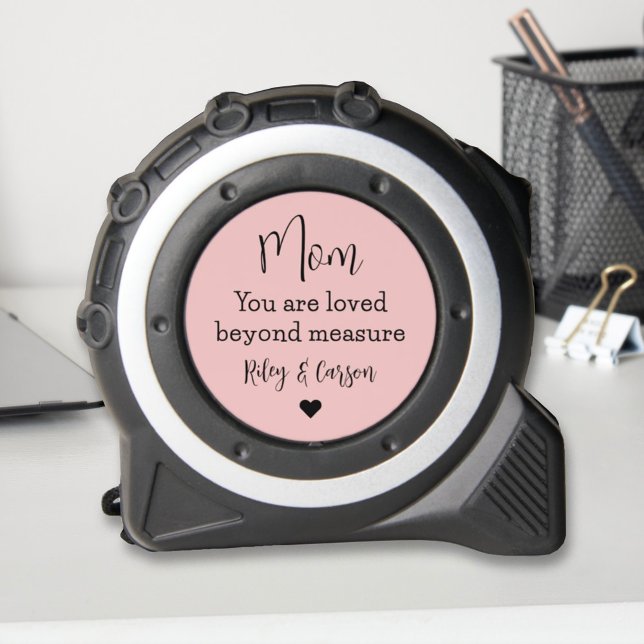 Cinta Métrica Personalizado Mamá ama más allá de la medida Rubor (Subido por el creador)