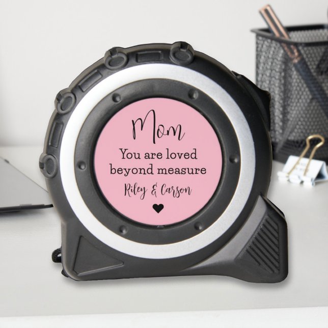 Cinta Métrica Personalizado Mamá ama más allá de lo rosa (Subido por el creador)