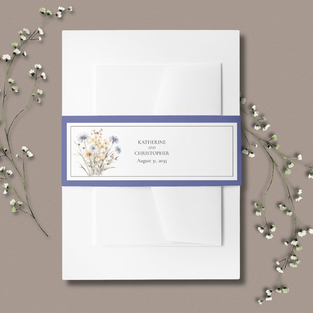 Cintas Para Invitaciones Flores salvajes azules elegante Boda formal (Blue Wildflowers Wedding Invitation Belly Band with blue, yellow and beige flowers.)