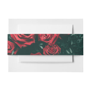 Cintas Para Invitaciones Fondo con Patrón Floral de Rosas Rojas Oscuras y M