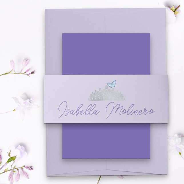 Cintas Para Invitaciones Princesa Tiara clara morada y plateada (Light purple belly band with dark purple handwritten script)