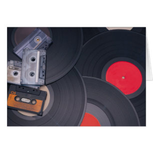 cintas y discos de vinilo retros de casete de los
