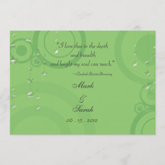 Círculos del día de fiesta e invitación verde de
