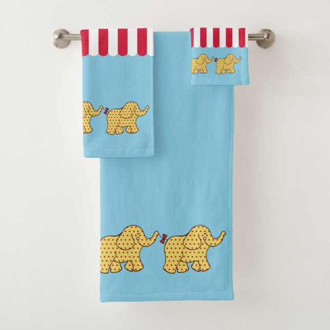 Circus Bathroom Towel Set (In situ)