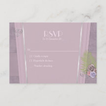 Ciruela turbia, púrpura pálido y boda floral RSVP