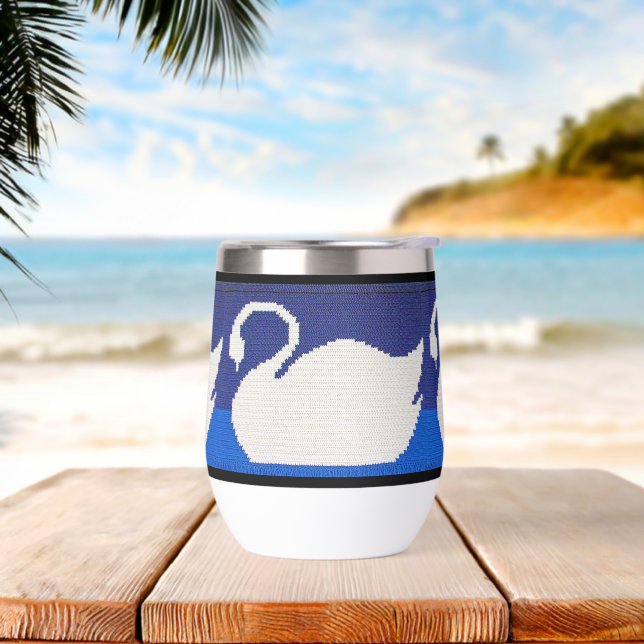 Cisne blanca en Guay Blue Lake Crochet Print (Playa)