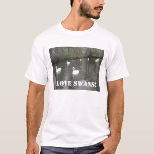 Cisne de camiseta nadando, me encantan los cisnes