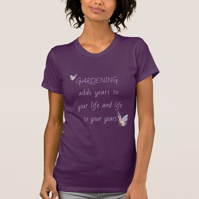 Cita de jardín inspiradora con camiseta con maripo (Anverso)