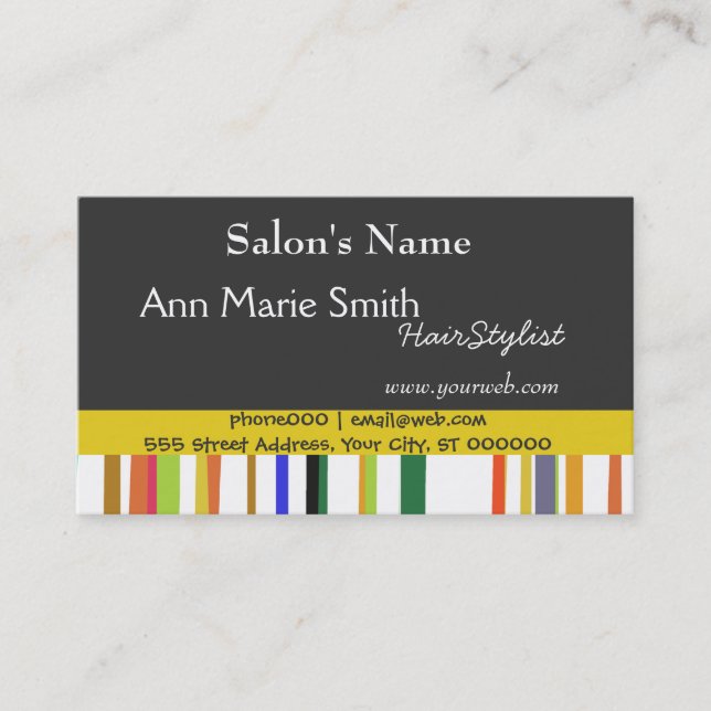 Cita feliz y linda del peluquero del salón (Anverso)