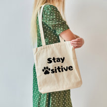 Cita inquietante con la bolsa de juguete de diseño
