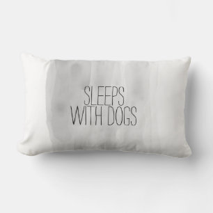 citación de perro sueño de almohada con perros gri