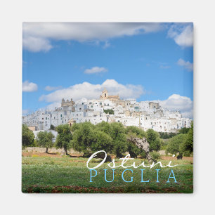 Ciudad blanca Ostuni, imán del texto de Puglia