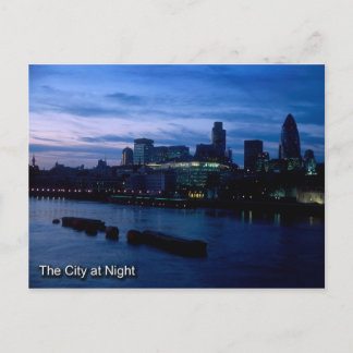 Ciudad de Londres en postal nocturno