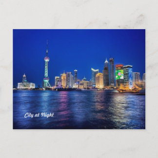 Ciudad en la postal de la noche
