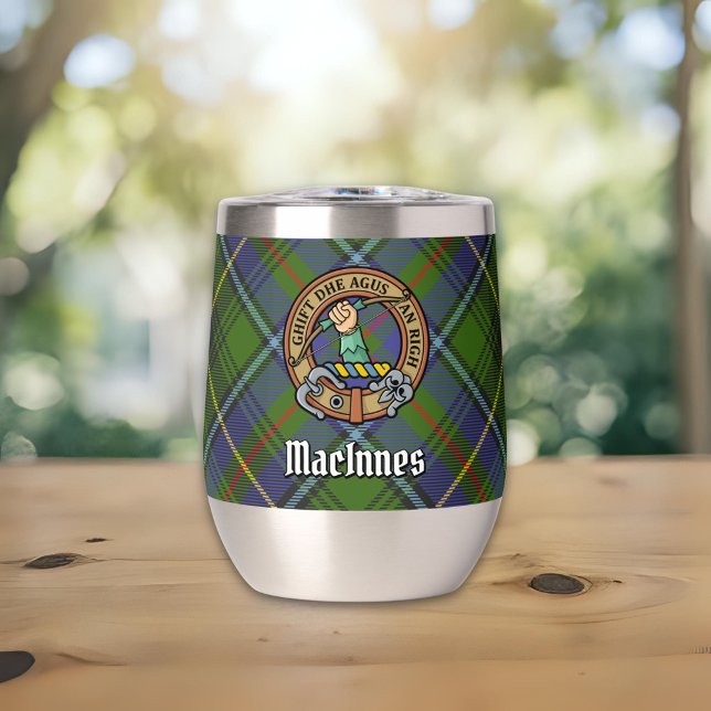 Clan MacInnes Escudo sobre Tartán (Subido por el creador)