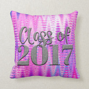 Clase de 2017, y cualquier almohada rosada de