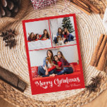 Clásica Feria Roja Navidad Vertical 3 Foto<br><div class="desc">Celebre la temporada con esta única y clásica tarjeta postal de vacaciones de Navidad vertical 3 de navidad roja con un toque de encanto vintage. El diseño minimalista muestra una elegante paleta de colores rojo y blanco que evoca el espíritu acogedor del invierno. Su atractivo moderno y divertido, junto con...</div>