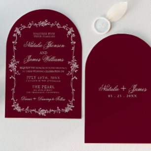 Clásica Invitación de Boda Floral Borgoña Arqueada