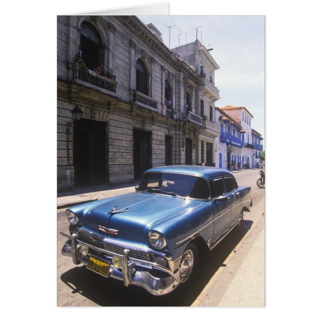 Clásico Chevrolet bellamente restaurado desde (Frente)