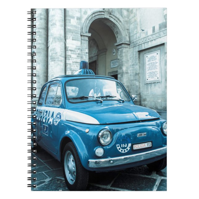 Coche policía de Fiat 500 en el cuaderno de Italia (Frente)