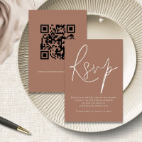 Código QR de guión minimalista Boda RSVP Brown