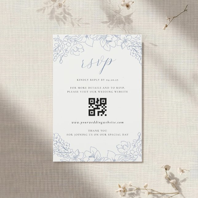 Código QR delicado de flor de boda azul RSVP (Subido por el creador)