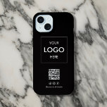 Código QR para medios sociales empresariales negro<br><div class="desc">Elevar su marca de negocios con nuestro estuche para iPhone personalizado! Diseñado para que su marca destaque, este funda presenta su logotipo de forma destacada. Debajo del logotipo, hemos añadido un cómodo código QR para acceder fácilmente a tu sitio web o promociones. Además, hay espacio para tres íconos de medios...</div>