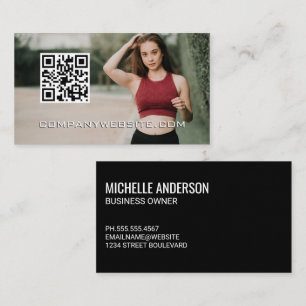 Código QR   Tarjeta de presentación modelo de muje