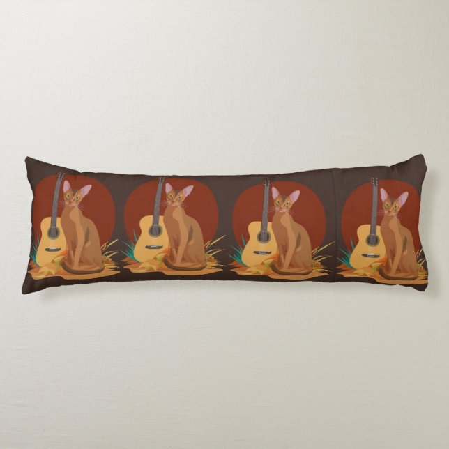 Cojín Autumn Serenade Cat Body Pillow (Anverso)