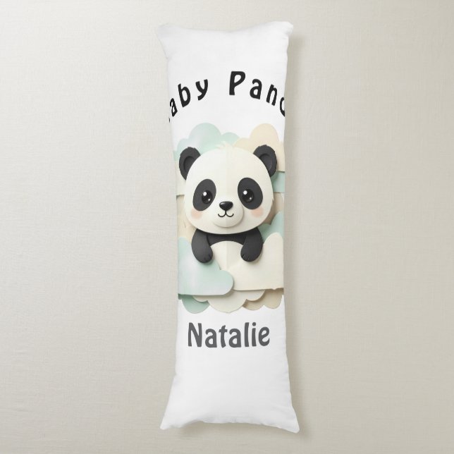 Cojín Bebé Panda Dobado | Origami Adorable  (Frente vertical)