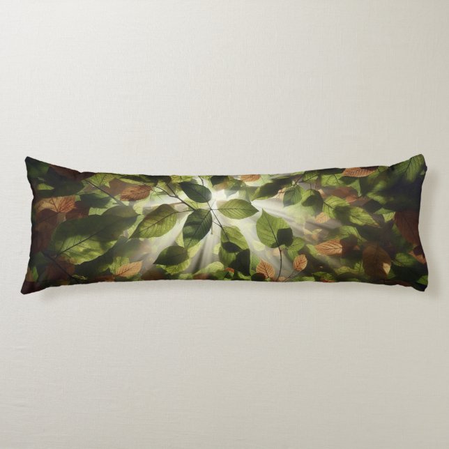 Cojín Camo Canopy - Un Tranquilo Escape Forestal (Anverso)